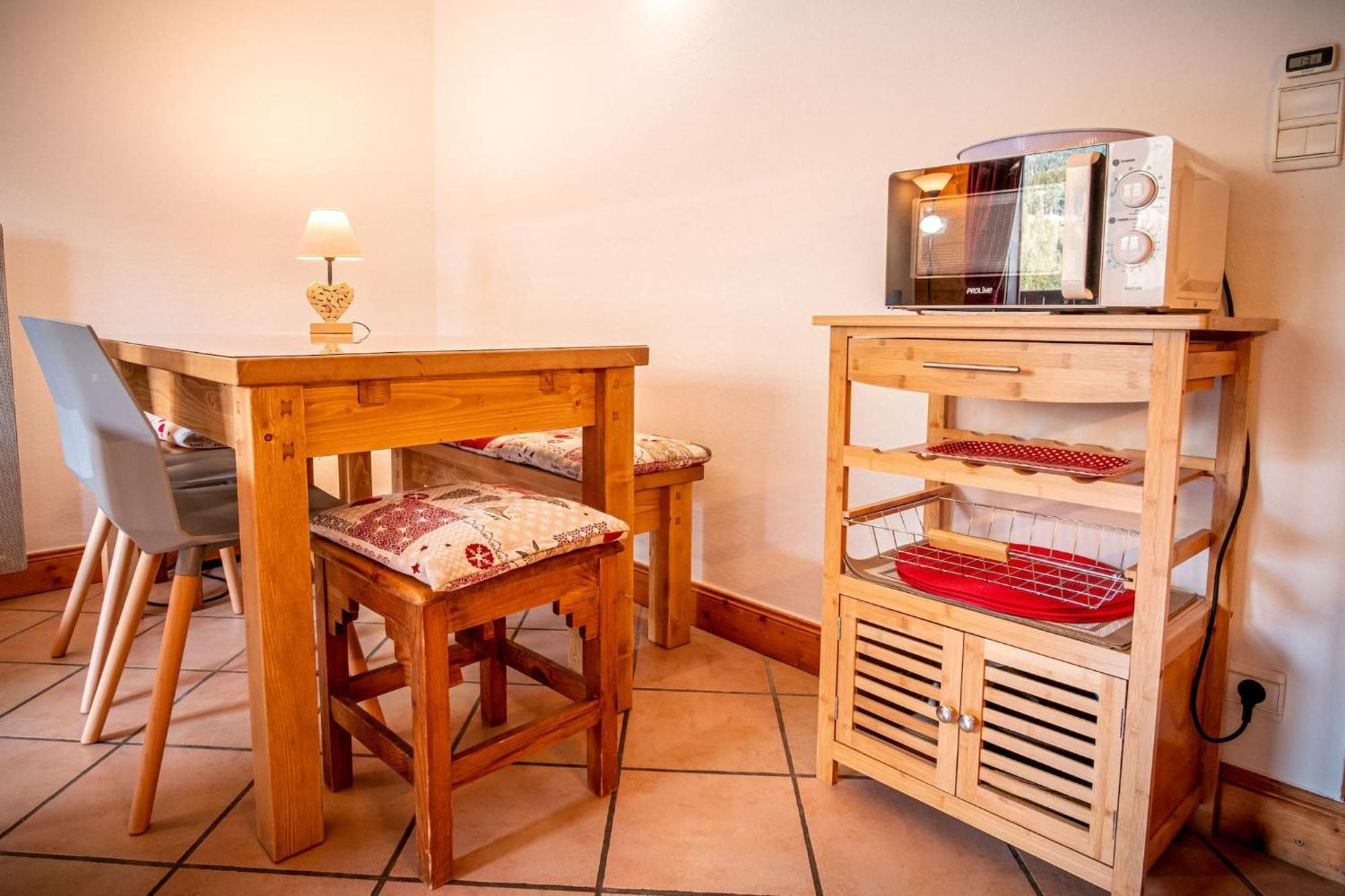 אוש Appartement Bellevue Au Pied Des Pistes מראה חיצוני תמונה